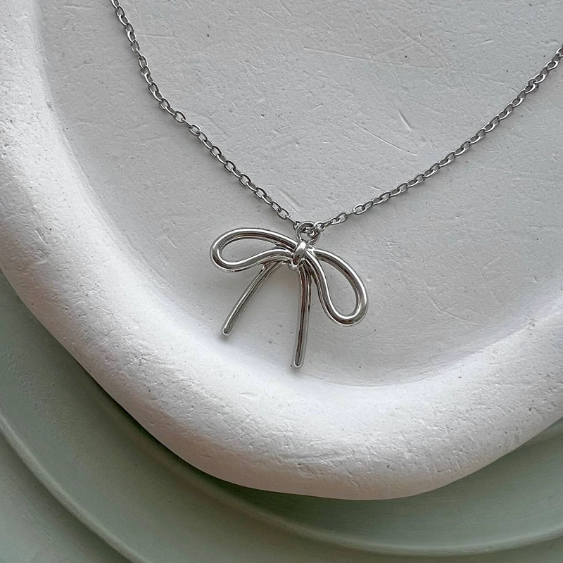 گردنبند پاپیون کد 3