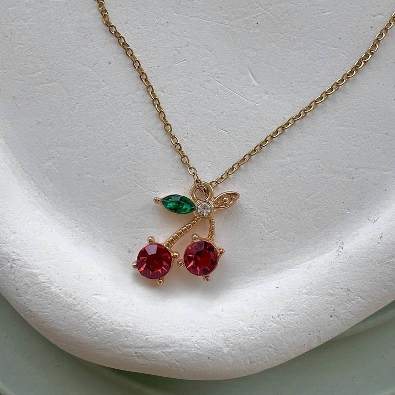 گردنبند گیلاس (سوارسکی)