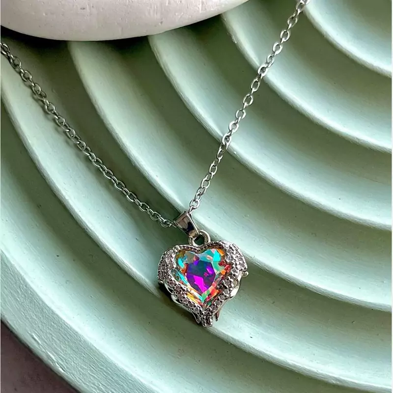 گردنبند قلب هولوگرامی نگین سوارسکی