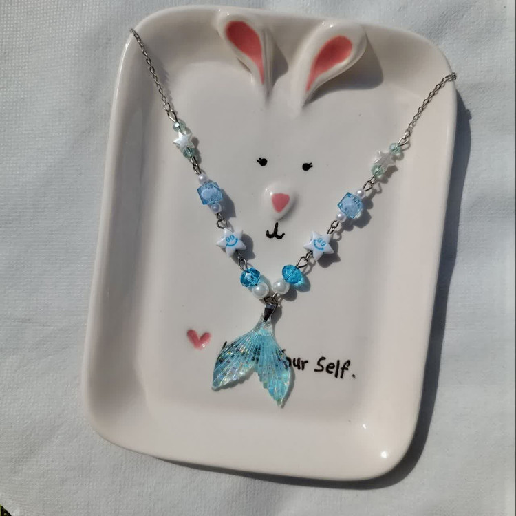 گردنبند ابی دم ماهی