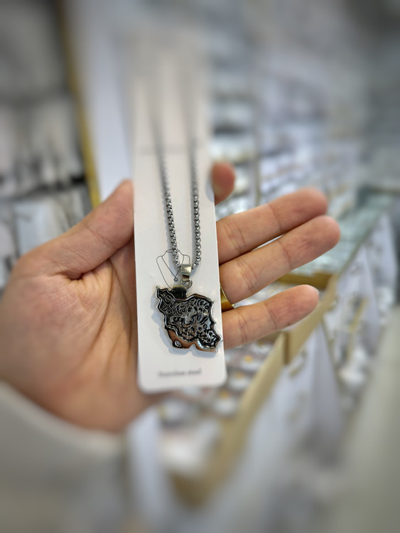 گردنبند برای