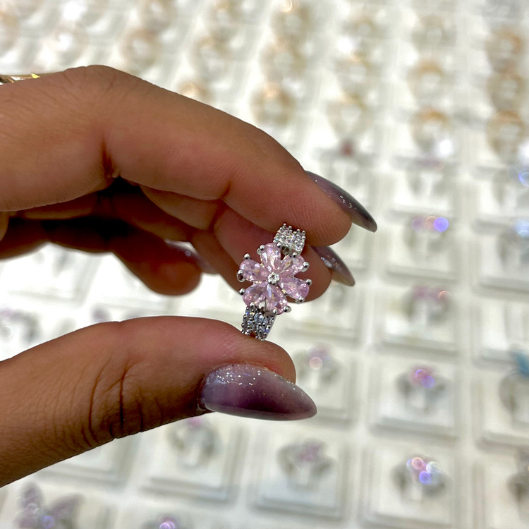 انگشتر صورتی