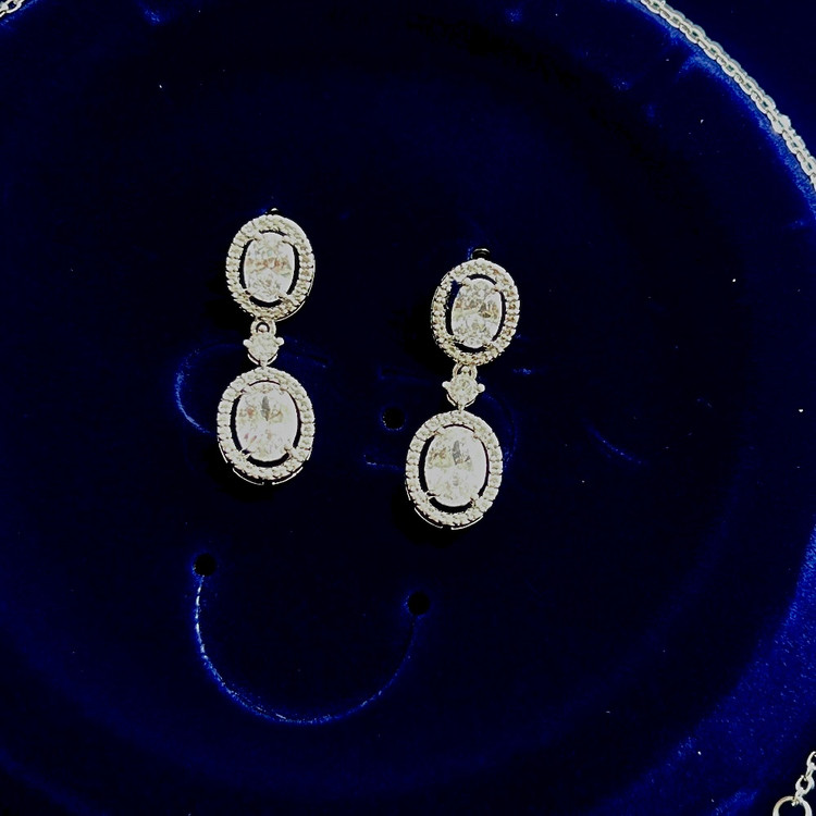 گوشواره جواهری