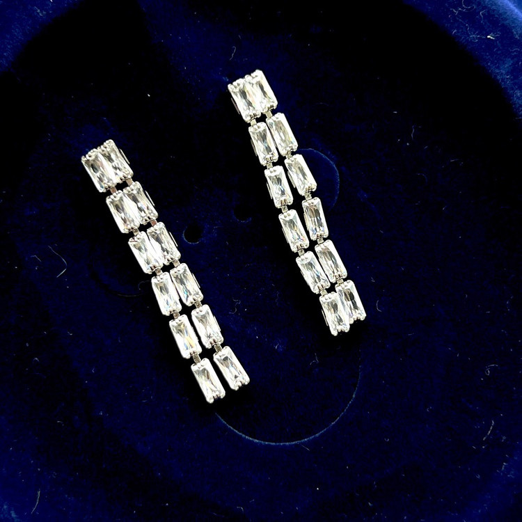 گوشواره جواهری